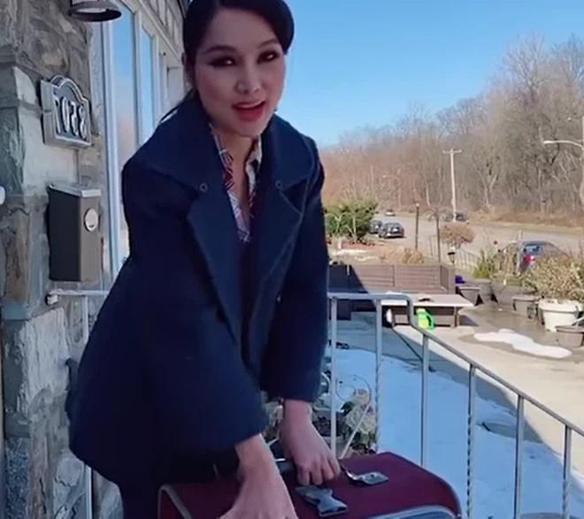 Em kết nghĩa gửi vali của Vân Quang Long về Việt Nam-1