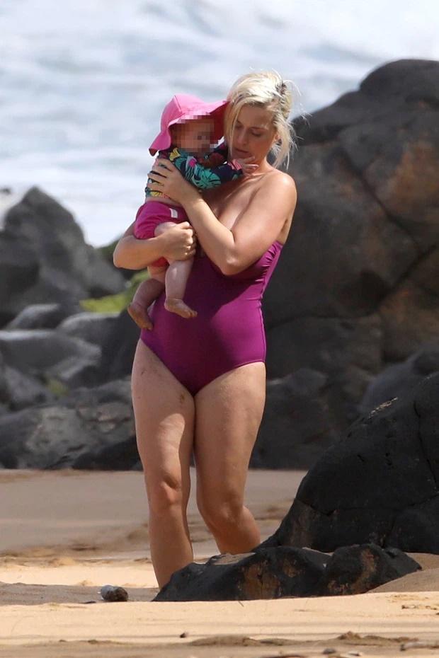 Không nhận ra Katy Perry sau sinh: Body nặng nề, nhăn nheo và rạn da nghiêm trọng-1