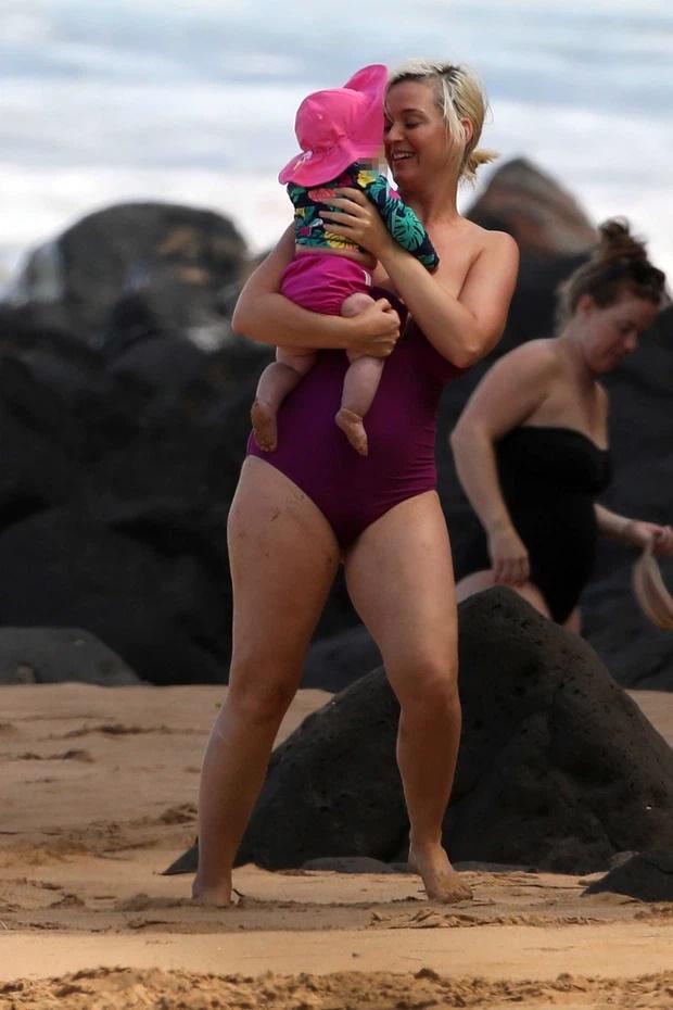 Không nhận ra Katy Perry sau sinh: Body nặng nề, nhăn nheo và rạn da nghiêm trọng-2