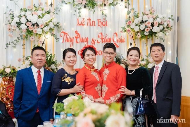 Hành động quá khích của cô dâu 30 tuổi: Cặp đôi bật mí về đêm tân hôn làm điều có 1-0-2-6