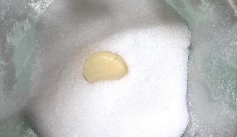 Phát điên vì đàn kiến xâm chiếm lọ đường, đây là 4 cách cực hay để đuổi khéo chúng đi-2