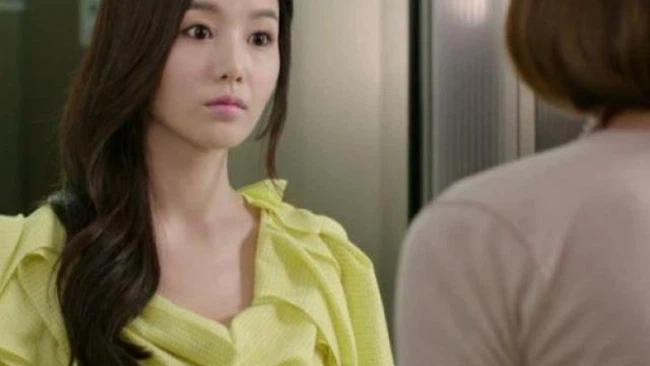 Em chồng ở chung, tôi dặn tắm xong phải dọn dẹp nhưng không nghe lời-1