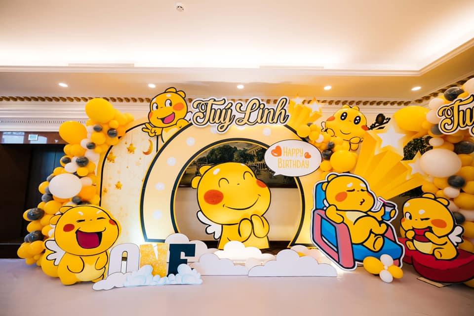 Tiệc sinh nhật 1 tuổi chuẩn rich kid của cháu gái Trấn Thành-4