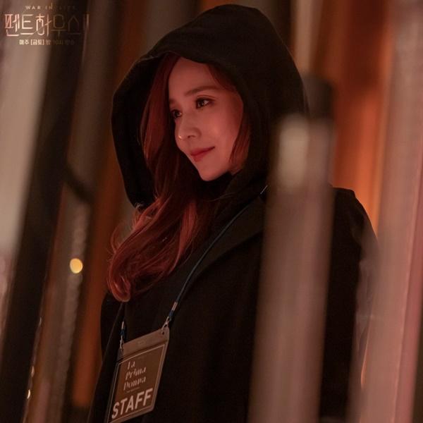 Quy luật nhân quả trong Penthouse 2: Đời mẹ tạo nghiệp, đời con gánh chịu-4