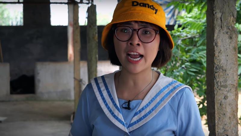 Hai món phụ kiện bất di bất dịch của Youtuber Thơ Nguyễn-7