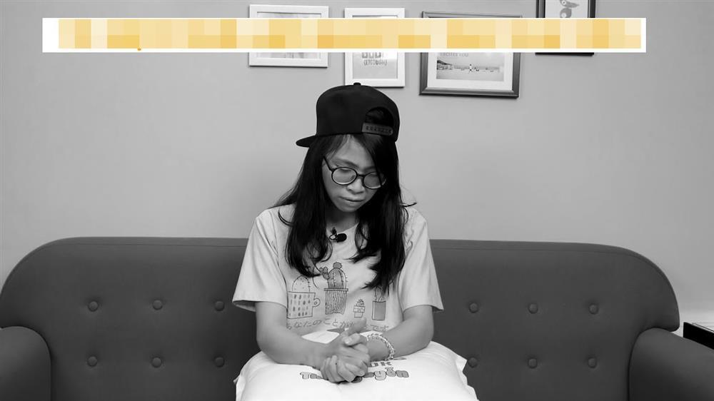 Hai món phụ kiện bất di bất dịch của Youtuber Thơ Nguyễn-10