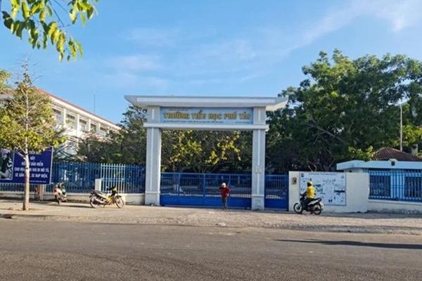 Camera ghi lại hình ảnh cuối cùng của 2 cô gái trẻ trước khi rơi lầu chung cư ở Sài Gòn-3