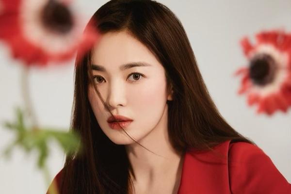 Song Hye Kyo sánh vai tình trẻ trong phim The Glory