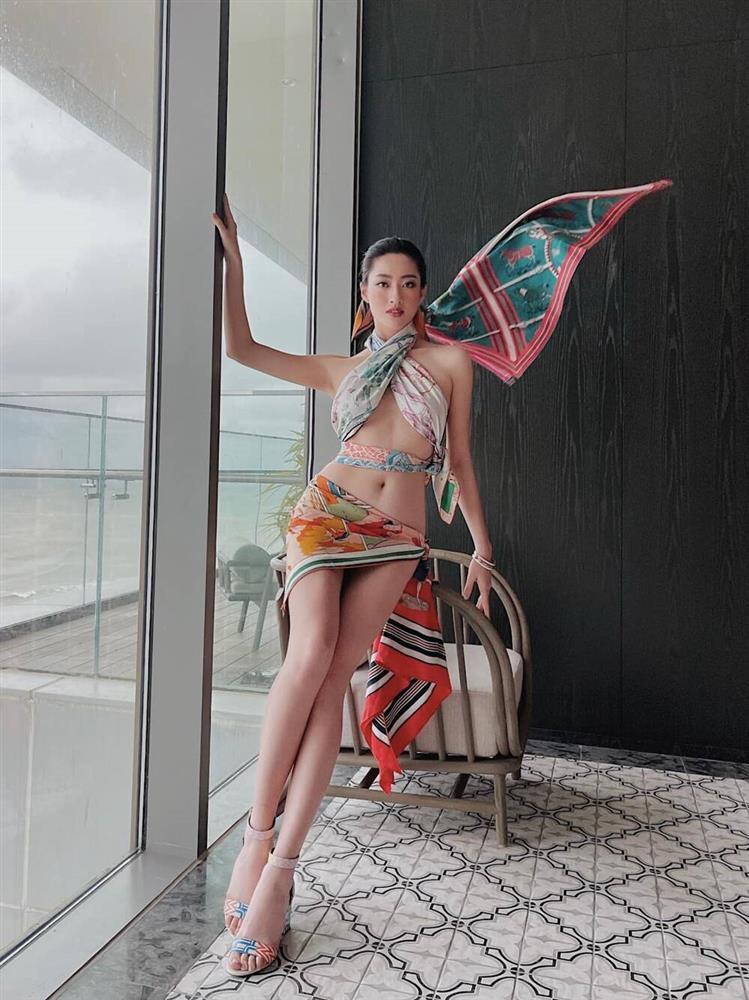Hoa hậu Lương Thùy Linh diện mốt bra-top hở bạo-7