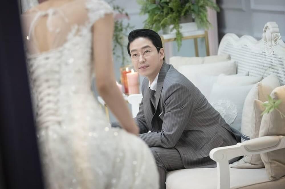 Ác nữ Cheon Seo Jin căm phẫn khi phải tái hôn, chung giường kẻ thù-5