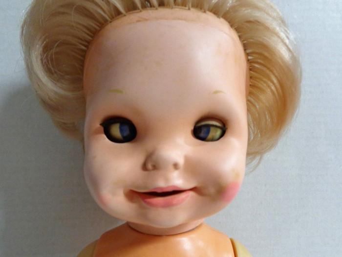 Những món đồ chơi của trẻ em đến người lớn nhìn còn thấy hết hồn-14