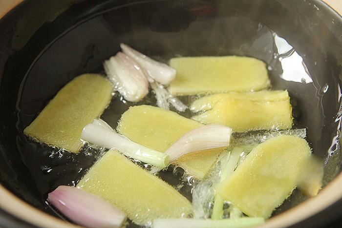 Đừng chỉ nướng hàu, đem rim thế này ngon tuyệt, chồng khó tính cũng phải khen-4