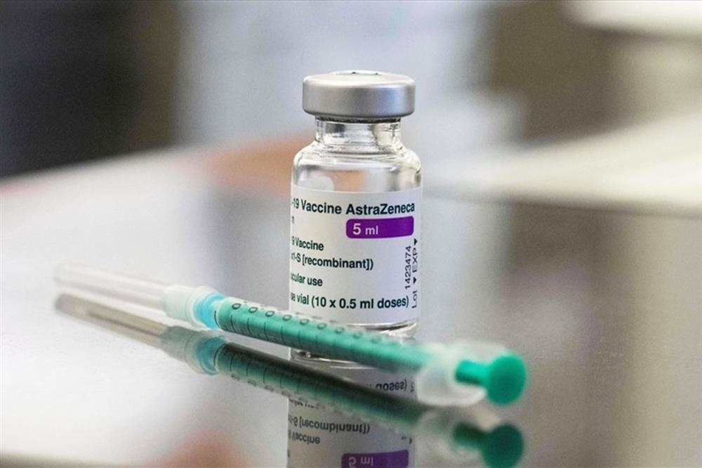 Bộ Y tế cảnh báo tình trạng mua bán vắc xin Covid-19 giả-1