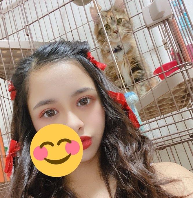 Nữ diễn viên gốc Việt bê nguyên áo dài học sinh lên phim người lớn-10