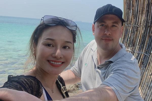 Thu Phượng gợi quá khứ không nơi bấu víu, gia đình tan hoang-4