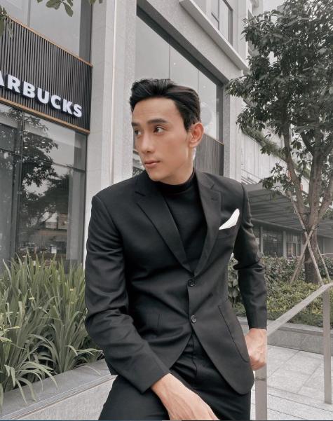 Á vương Thuận Nguyễn da bọc xương, xuống sắc nhận không ra-3