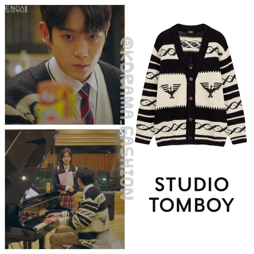 Kim Young Dae đặc biệt yêu thích những chiếc cardigan oversized của nhà mốt Studio Tomboy.