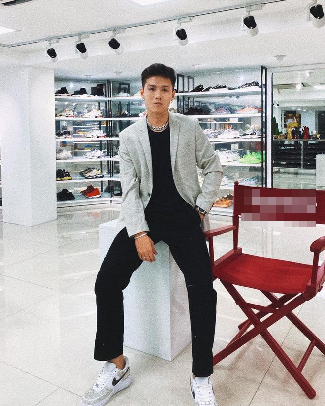 Con gái Minh Nhựa sắm giày hiệu nhưng phải đủ các màu-8