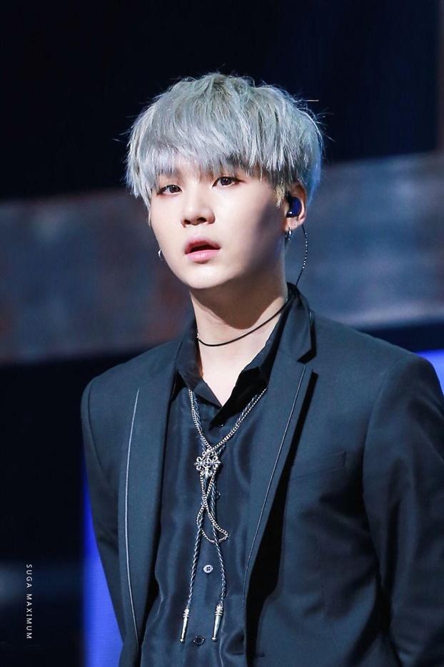 BTS Suga quyên góp 100 triệu won (2 tỷ đồng) cho Bệnh viện Dongsan của Đại học Keimyung ở Daegu để giúp đỡ các bệnh nhân ung thư.