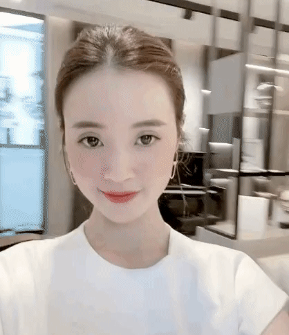 Midu khoe số tài khoản ngân hàng, nhìn biết ngay đại gia ngầm-4