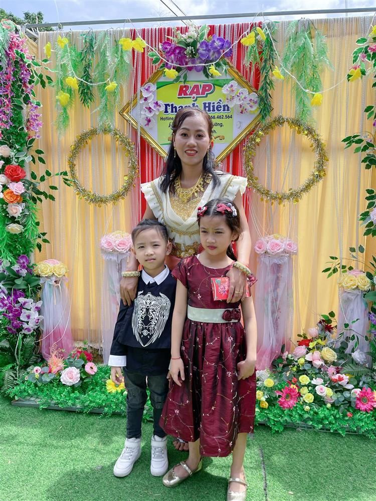 Ốc Thanh Vân và đàn con bịn rịn khi giúp việc đi lấy chồng-5