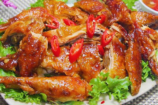 Học làm món gà quay thơm ngon đãi cả gia đình