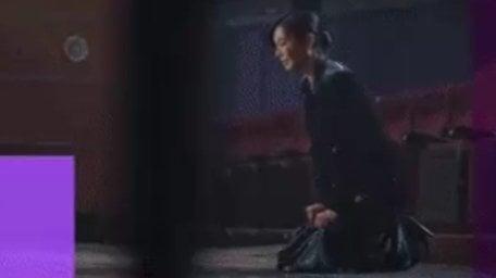 Điều gì khiến ác nữ Cheon Seo Jin quỳ gối trong tập 7 Penthouse 2?-6