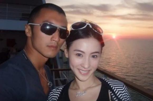 Trương Bá Chi lấy túi hiệu che bụng giữa tin đồn tái hôn Tạ Đình Phong-5