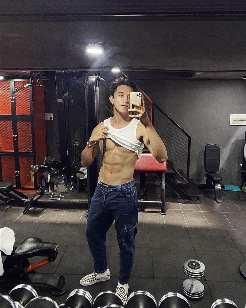 Thuận Nguyễn nói gì về bức ảnh da bọc xương?-6