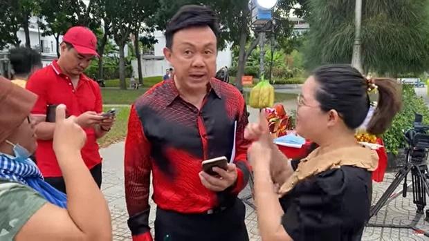 Hình ảnh cố nghệ sĩ Chí Tài vài tiếng trước khi qua đời-5