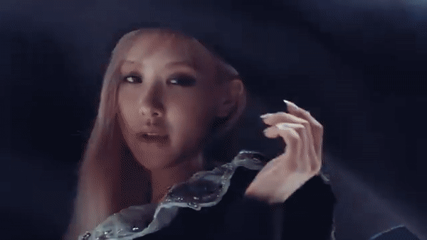 Rosé tung On The Ground: Visual đỉnh của chóp nhưng nhạc chưa đã tai-12