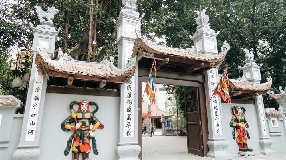 2 thanh niên rủ nhau đi chùa Hà cầu duyên và cái kết cười ra nước mắt-1