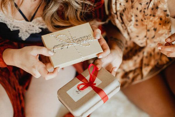 Thói quen tặng quà của 12 chòm sao hé lộ món quà bạn có thể được nhận-1