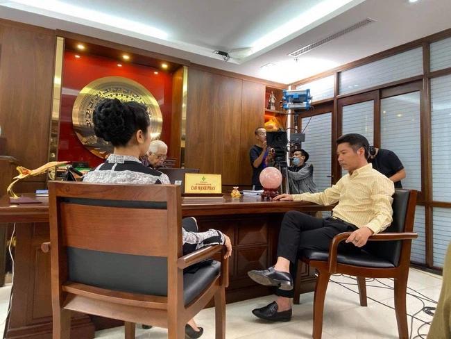 NSND Công Lý: Tiền tôi sắm đồ hiệu đóng Hướng Dương Ngược Nắng còn nhiều hơn cả cát xê-5