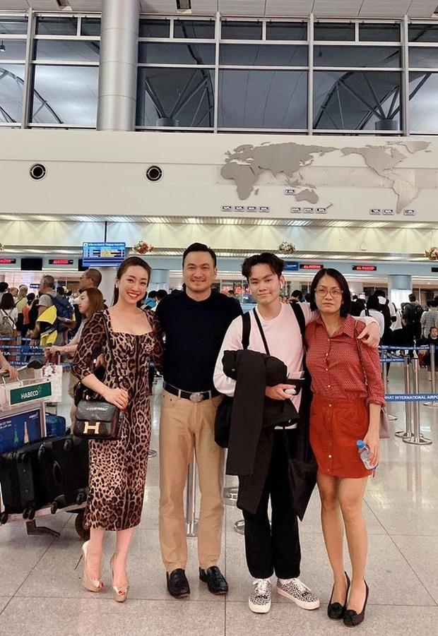 Có vợ 3 kém 16 tuổi xinh đẹp, giàu có cỡ này bảo sao Chi Bảo giải nghệ sớm-2