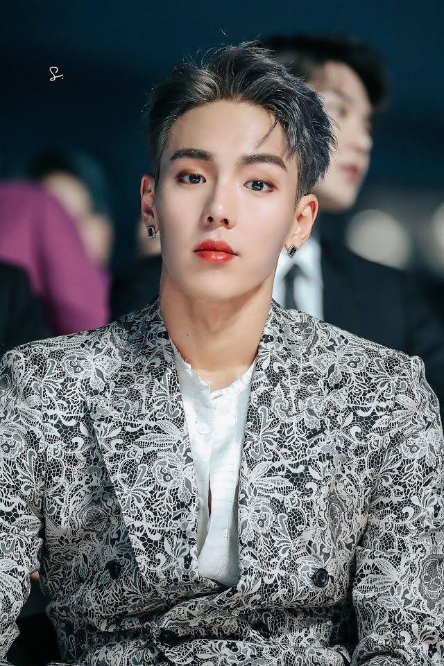 Dàn Idol xuất phát điểm là backup dancer trước khi tỏa sáng rực rỡ-16