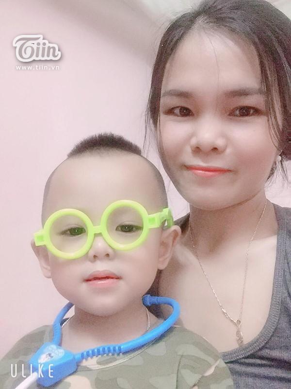 Hành động của bé trai hơn 4 tuổi tại cây ATM khiến người lớn phải xấu hổ-4