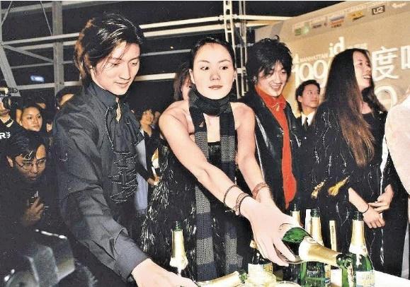 Bị hỏi khiếm nhã về Trương Bá Chi và Vương Phi, Tạ Đình Phong trả lời cực gắt-4