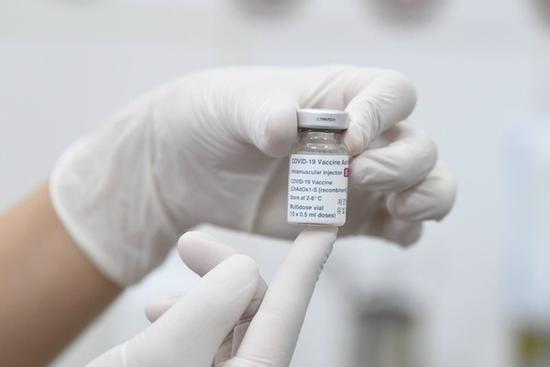 Một người có biểu hiện phản vệ sau 30 phút tiêm vaccine Covid-19