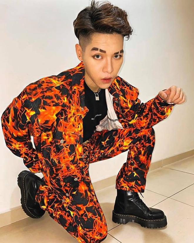 Hàng hiệu 20 triệu của Đức Phúc bị dân mạng chê cười-8