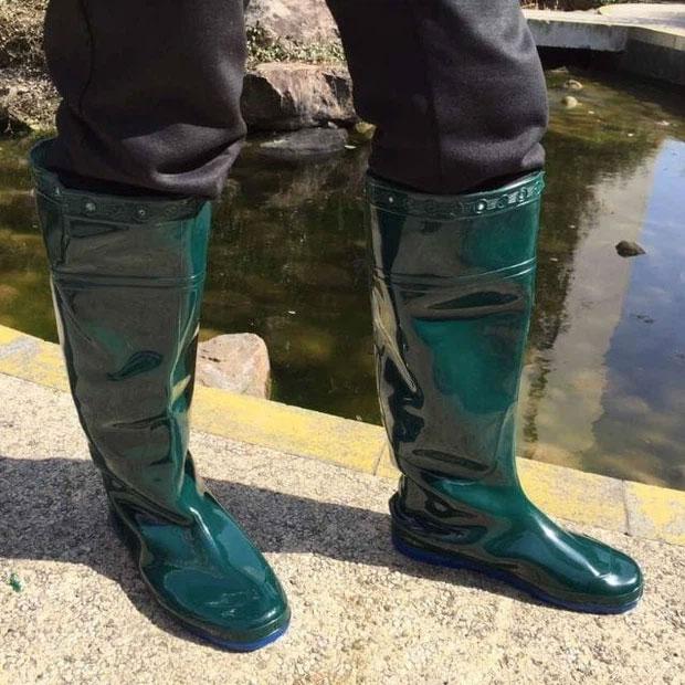 Ngọc Trinh thanh lý, dân mạng ùa vào pass ké dép tổ ong, khoai cắn dở-3