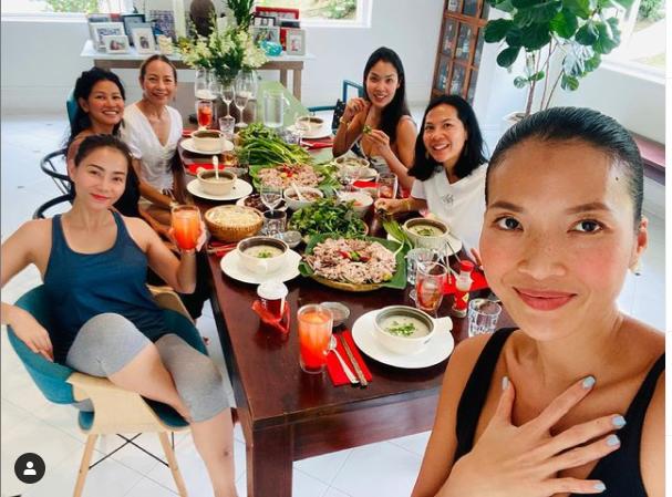 Món ngon đậm hương vị Việt của chân dài Bằng Lăng ở Singapore-8