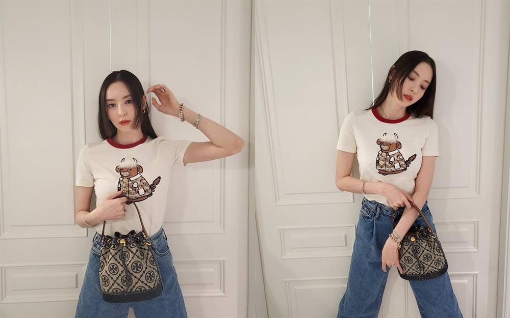 Style sao Hàn: Lee Da Hee trẻ trung, ác nữ Penthouse diện đồ bình dân vẫn sang chảnh-1