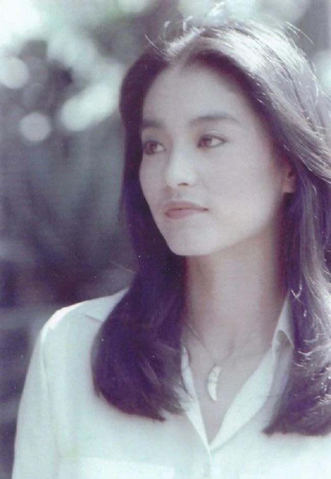 Không cần chỉnh sửa ảnh, 4 mỹ nhân Hong Kong này vẫn đủ sức mê hoặc khán giả-2