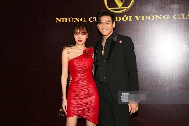 SAO MẶC ĐẸP: Minh Hằng khoét ngực hở bạo - Lan Ngọc lên đồ xuất sắc-10