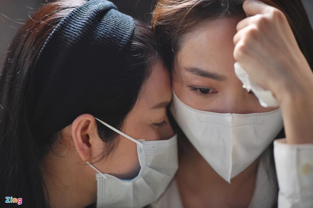 Trường Giang, Nhã Phương viếng chuyên gia trang điểm Minh Lộc-5