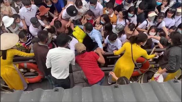 Choáng váng hàng trăm nghìn du khách chen nhau đi lễ chùa Tam Chúc-4