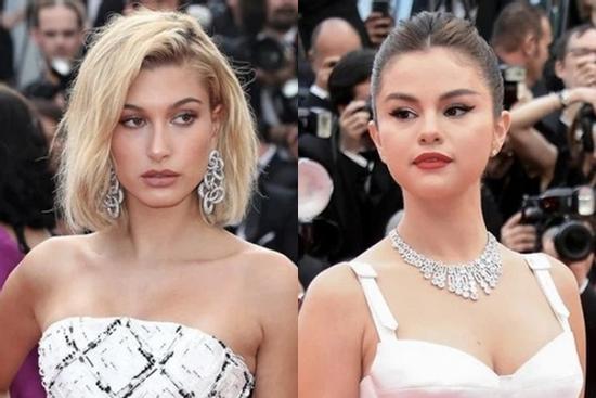 Selena Gomez nhắc chuyện độc thân sau 3 năm chia tay Justin Bieber, Hailey liền 'dằn mặt'?