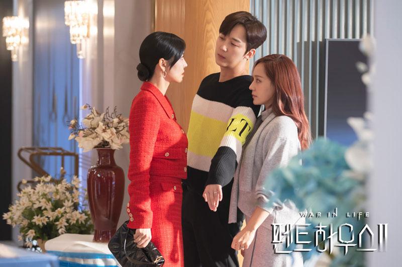 Nước mắt ác nữ Seo Jin trong Penthouse 2: Thương hay trách?-5