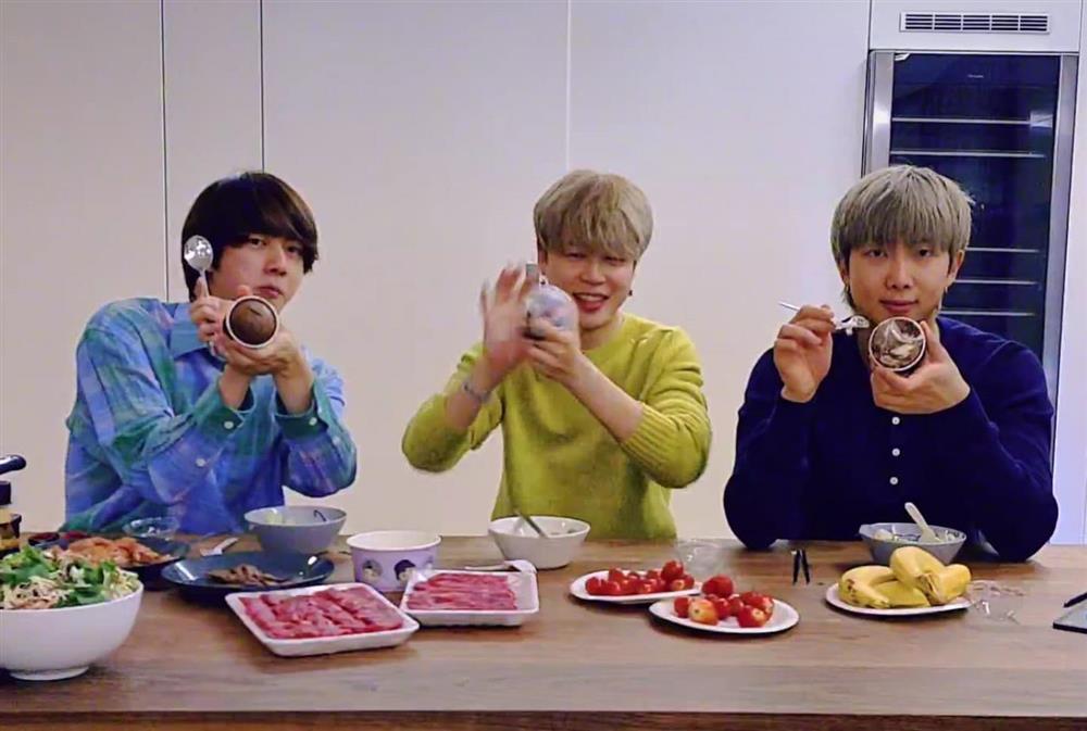 Lý do khiến Jin từng bị lên cơn đau tim khiến fan muốn độn thổ-1